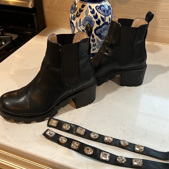 Steve Madden Amulet Ankle Bootie Size 8 - Picture 10 of 13